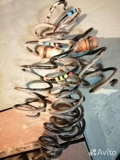 Пружины передние, задние оригинал