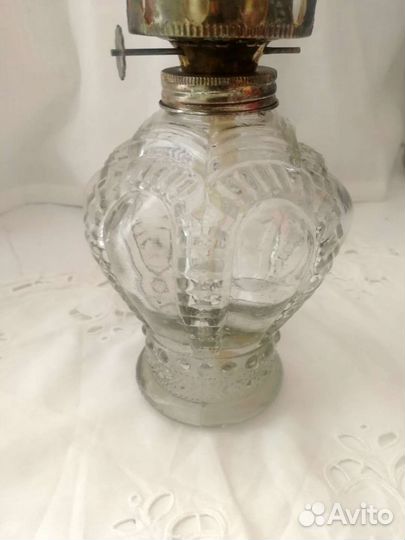 Керосиновая лампа стекло