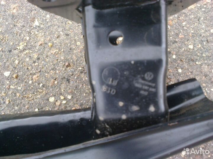 Усилитель заднего бампера VW Тигуан