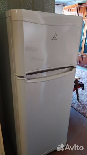 Холодильник Indesit NTA 14R