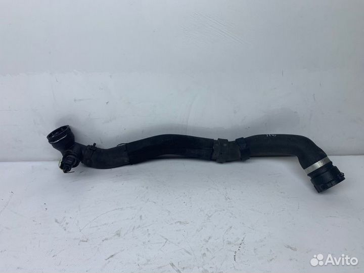 Патрубок системы охлаждения Volkswagen Passat Cc