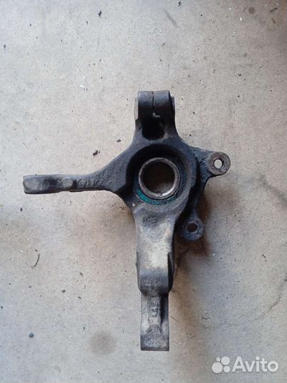 Поворотный кулак renault logan 1