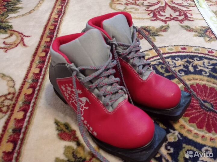 Лыжи беговые коньковые 160 см + ботинки 34 размер