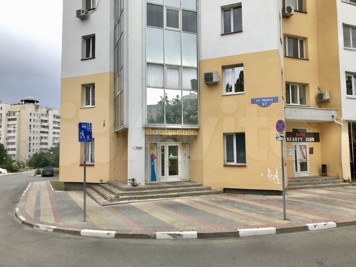 Торговая площадь, кафе, студия красоты, 85квм