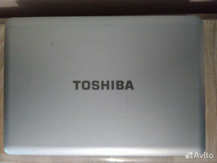 Ноутбук toshiba