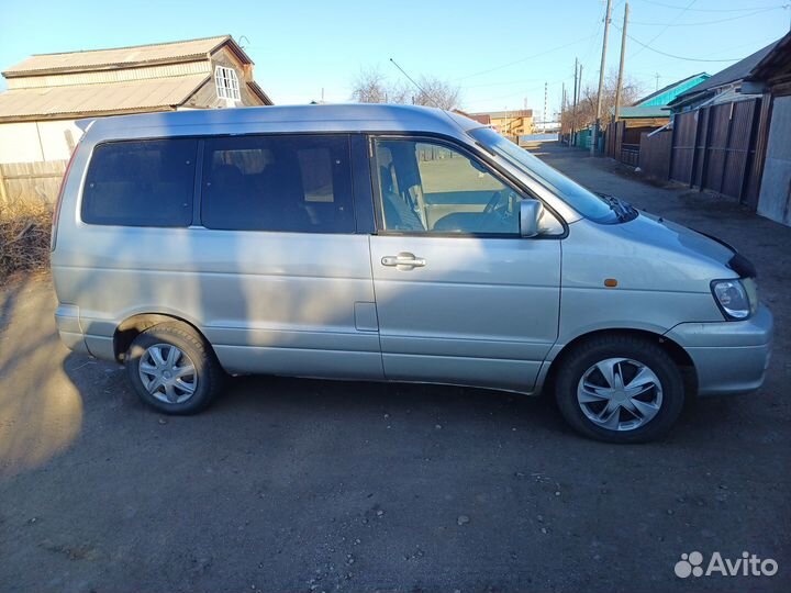 Toyota Town Ace Noah 2.0 AT, 2001, 350 000 км