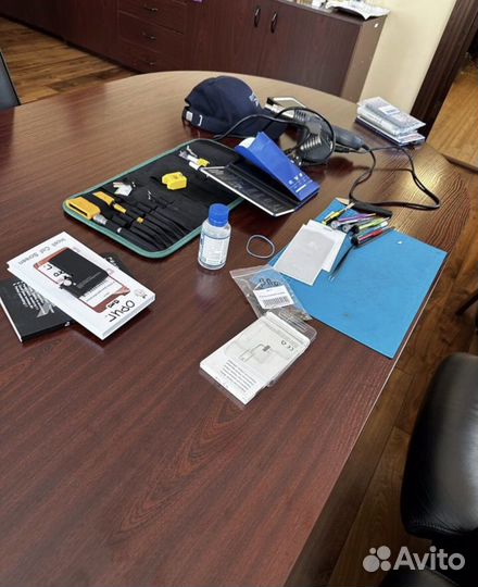 Мастер по ремонту телефонов