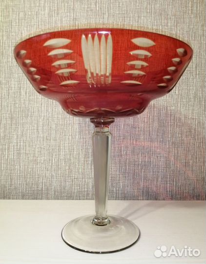 Шикарная большая ваза на ножке, хрусталь. СССР