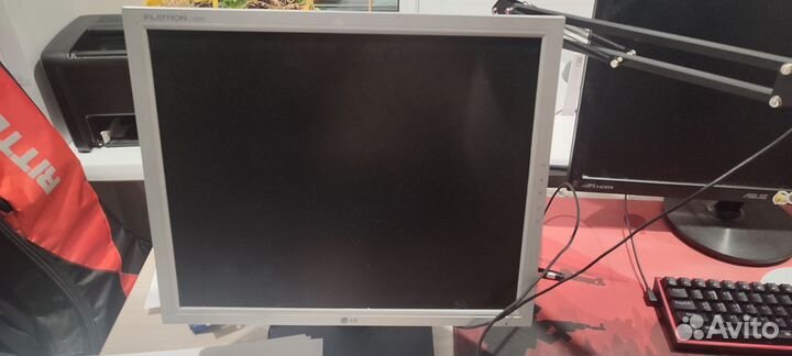 Монитор 75 гц lg