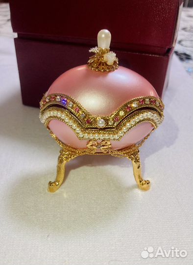 Шкатулка яйцо
