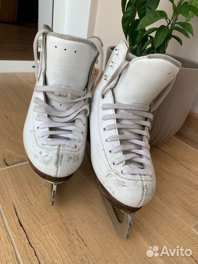 Коньки фигурные риспорт rf3