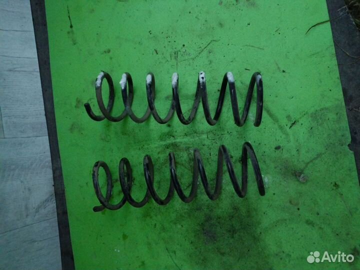 Пружины задние от Mazda 3 bk рестайлинг