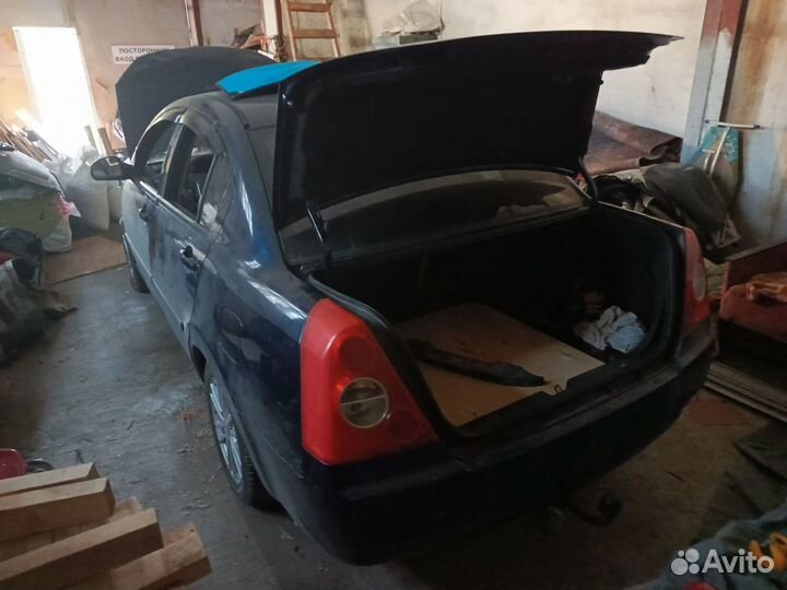 Vortex Estina 1.6 МТ, 2010, битый, 120 000 км