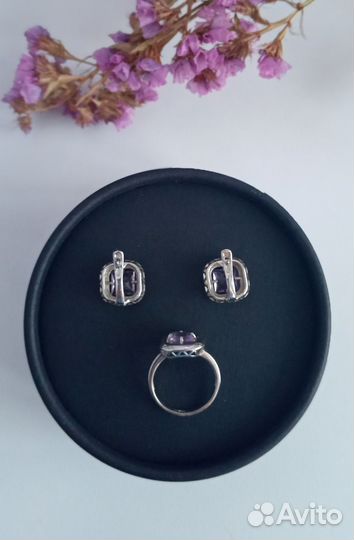 Серебряные серьги и кольцо