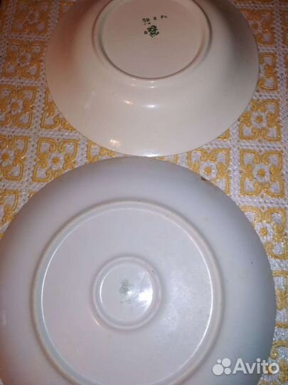 Тарелка (блюдо большое)