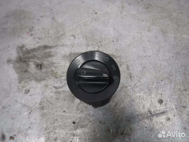 Переключатель света Volkswagen Golf 4 AHF 1999
