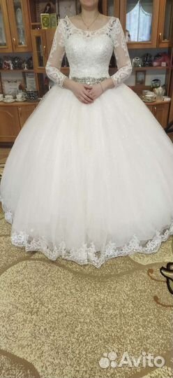 Свадебное платье