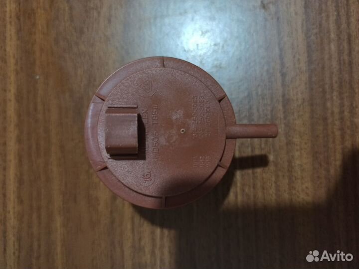 Датчик уровня воды стиральной машины indesit