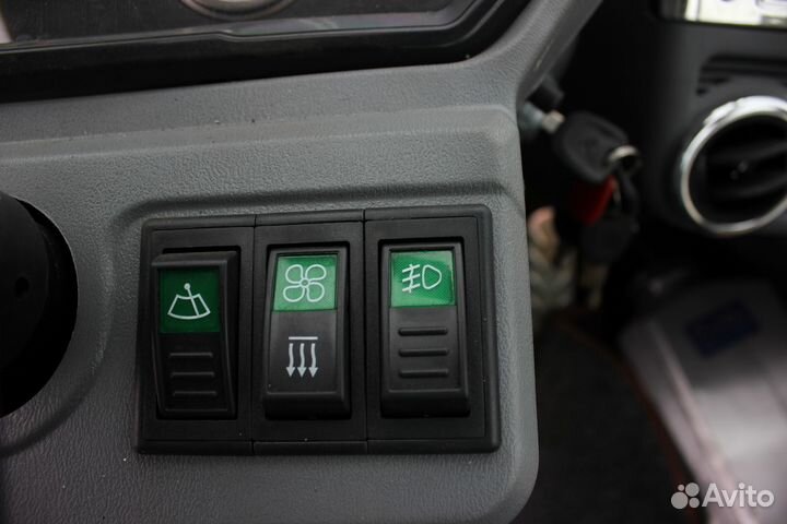 Фронтальный погрузчик LuGong LG930, 2023