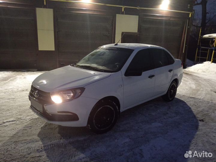 LADA Granta 1.6 МТ, 2020, 50 000 км