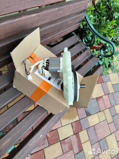 Газонокосилка электрическая. Двигатель