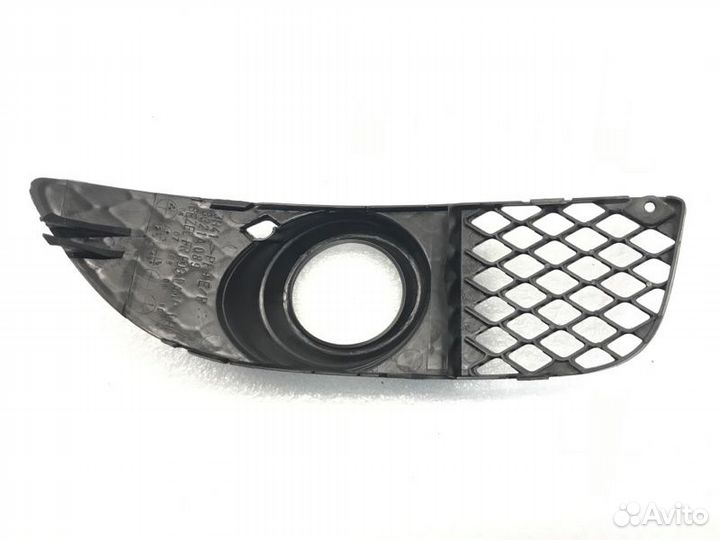 Накладка противотуманной фары левая Mitsubishi