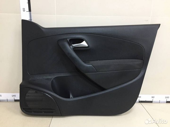Обшивка двери передней правой Volkswagen Polo Sed