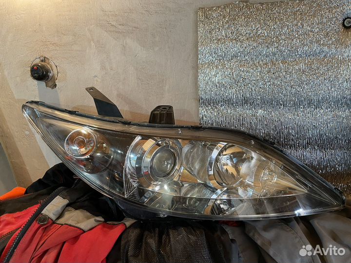 Фара правая ксенон honda elysion RR1