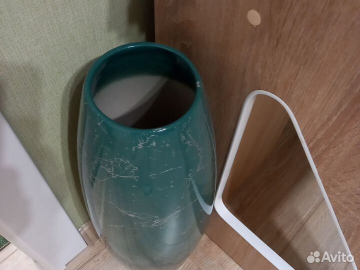 Керамическая ваза