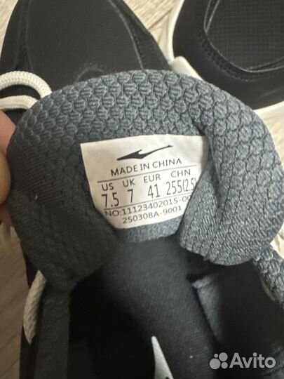 Кроссовки мужские 40 размер