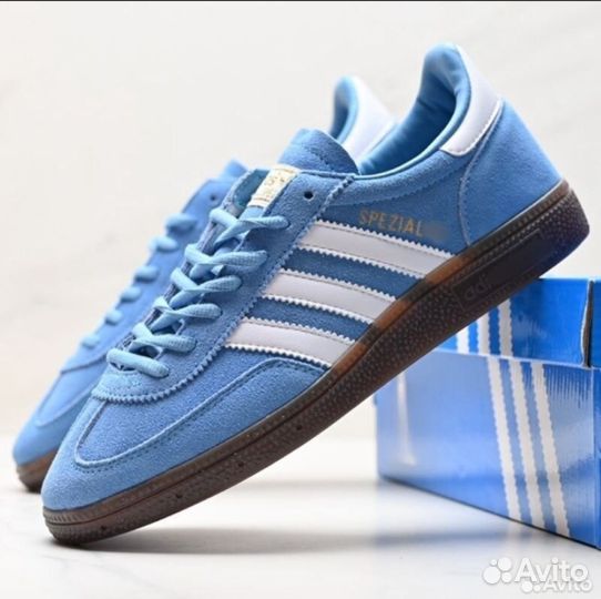 Кроссовки adidas spezial