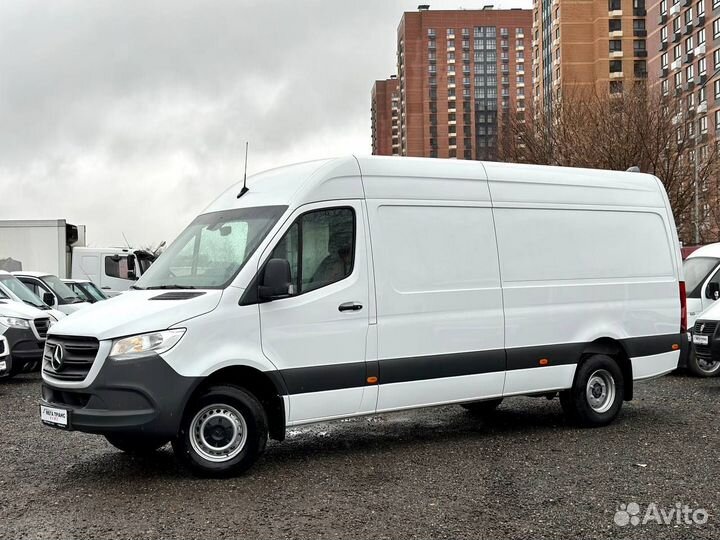 Mercedes-Benz Sprinter цельнометаллический, 2023