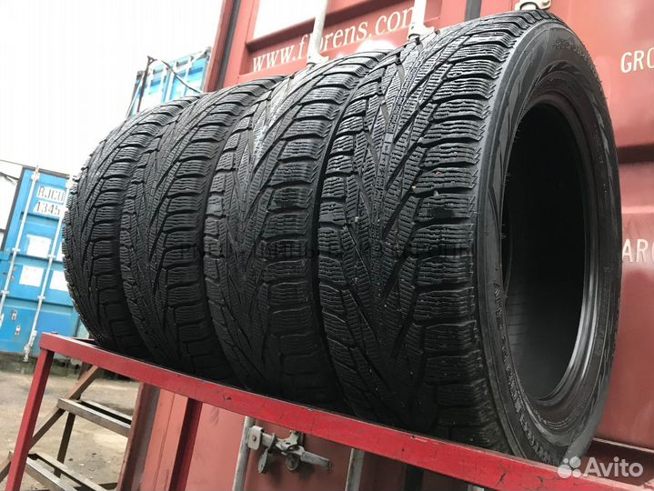 Nokian Tyres Hakkapeliitta R2 SUV 235/60 R18 107R