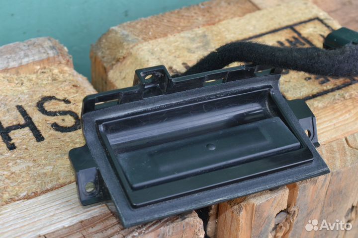 Кнопка открытия багажника Kia Carnival 4 2020-2024