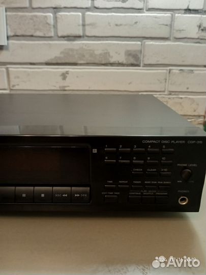 Проигрыватель CD дисков