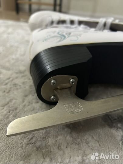 Коньки фигурные Bellа, 37 размер