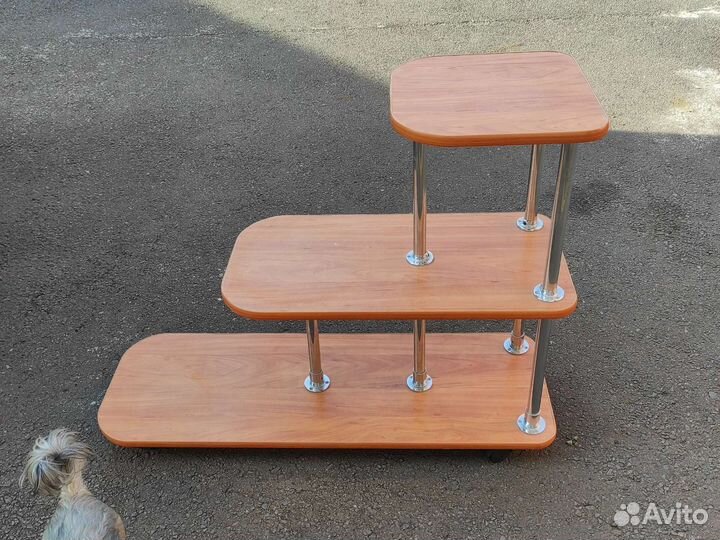 Этажерка для цветов