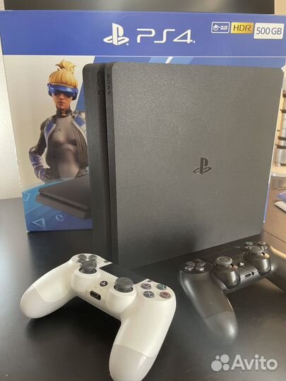 Sony PlayStation 4 Slim 500 гб 2 джойстика и игра