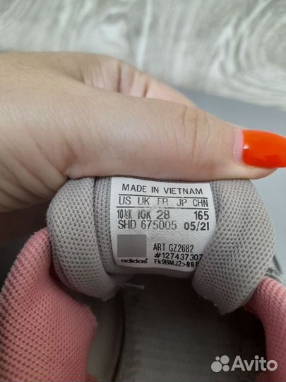 Кроссовки adidas 28