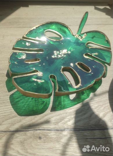 Лист Монстеры - подставка из эпоксидной смолы