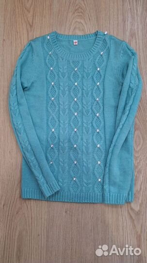 Свитер женский