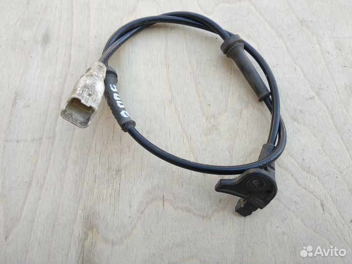 Датчик абс передний Ситроен С4