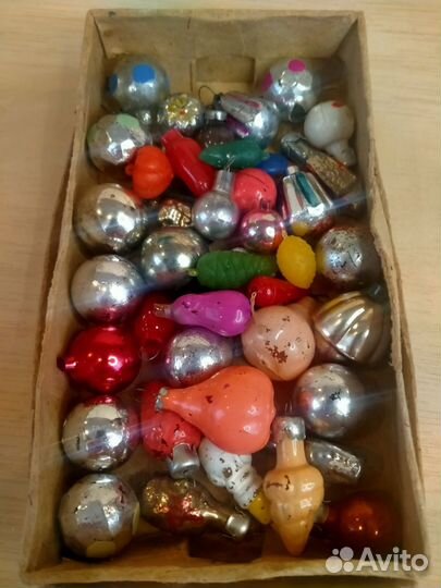 Набор елочных игрушек для маленькой ёлки