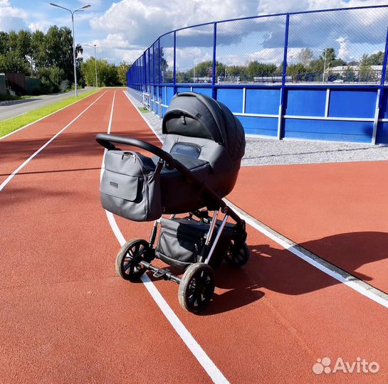 Коляска Delorian Premium 3 в 1