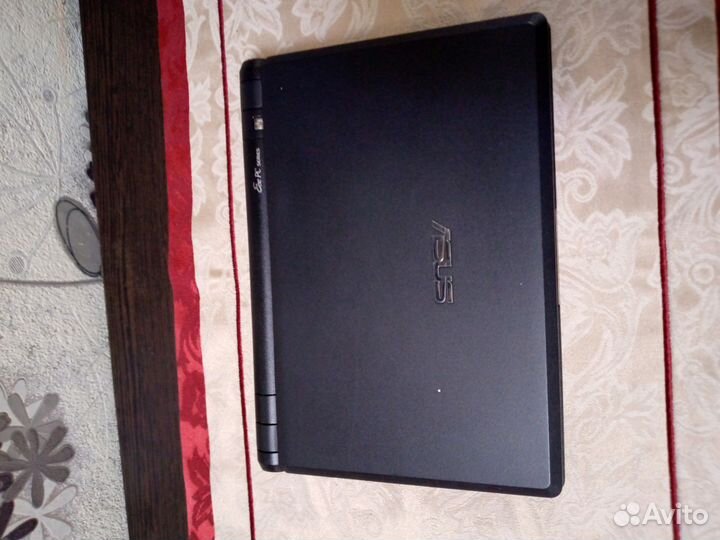 Нетбук asus