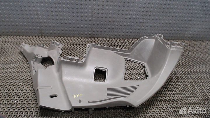 Обшивка крышки багажника Nissan Leaf, 2012