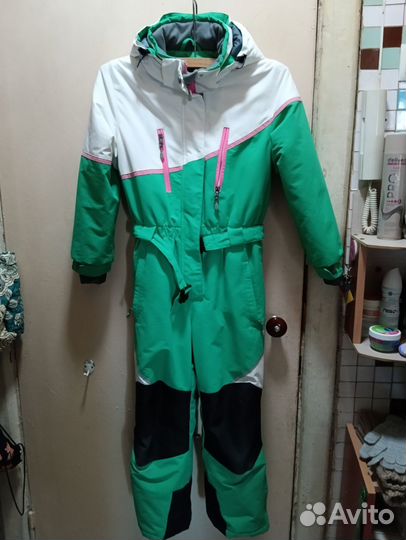Зимний комбинезон для девочки 140 бу