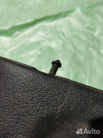 Накладка в салоне передняя правая Volkswagen