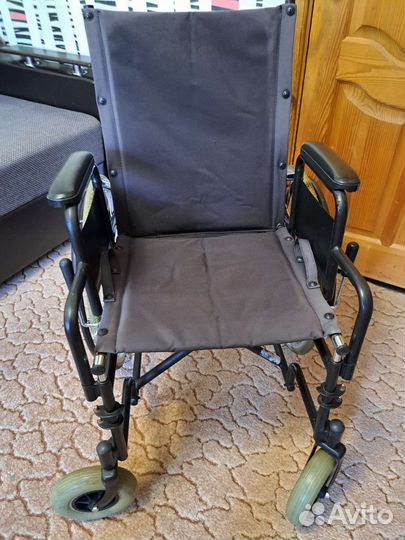 Коляска инвалидная