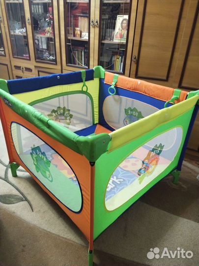 Манеж детский складной